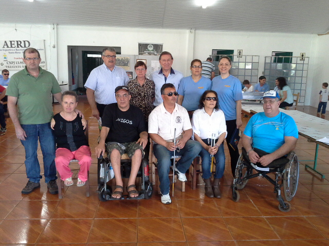 EXECUTIVO PARTICIPA DE ALMOÇO BENEFICENTE DA ASDEVI